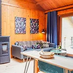 In Leuze For 5 Person Alpehytte Somme-Leuze