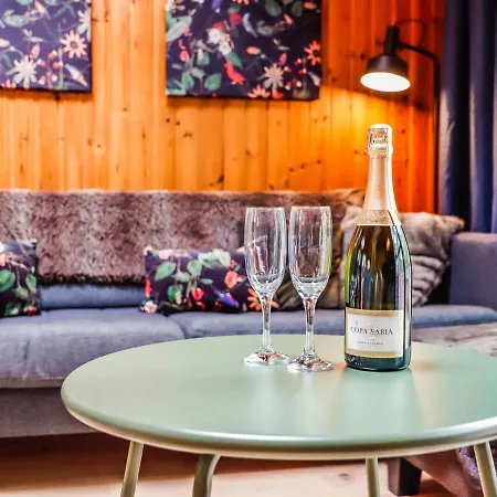 In Leuze For 5 Person Horská chata *