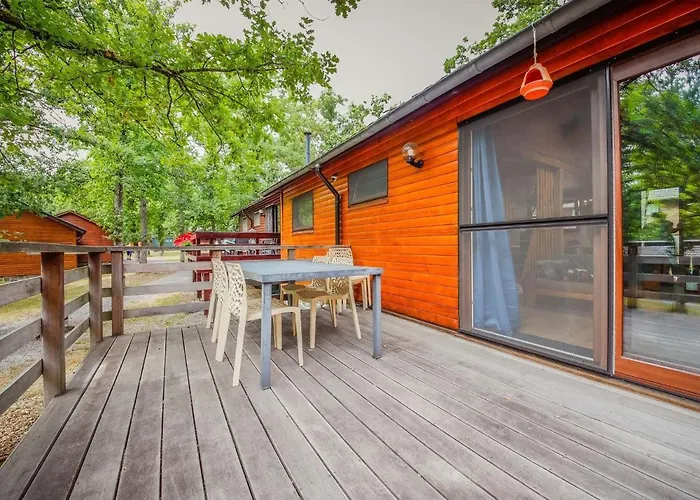 In Leuze For 5 Person * Somme-Leuze