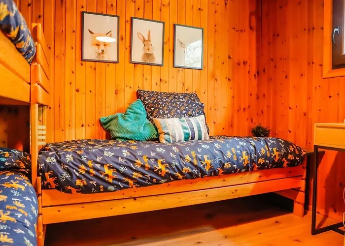 Chalet In Leuze For 5 Person *