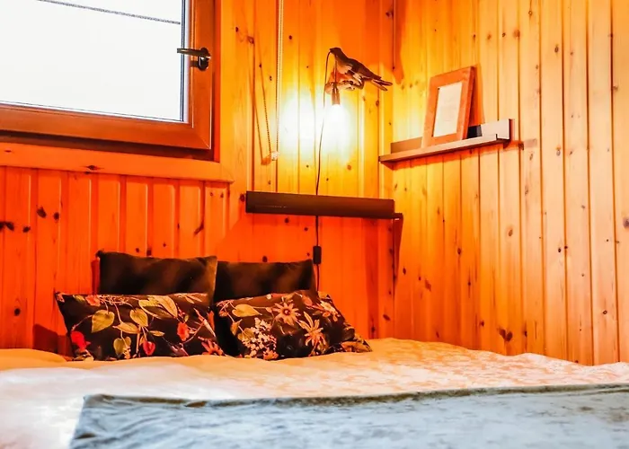 In Leuze For 5 Person * Somme-Leuze